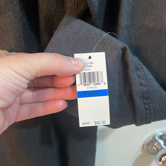 NWT Men’s Izod Temperature Regulating Thermal Shirt - Picture 4 of 5